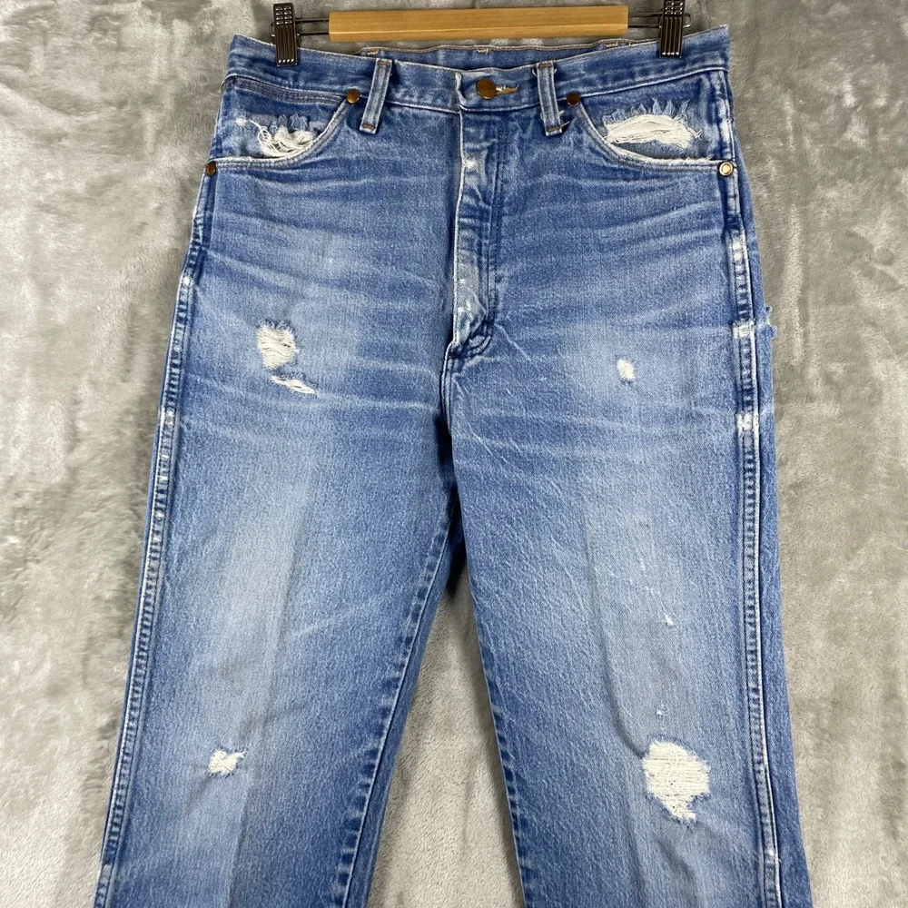 Vintage Wrangler Jeans Mens 32x36 Whisker Fade Distressed Made in USA 936DEN